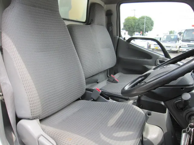 トヨタ ダイナ TKG-XZC605(2WD)の写真22