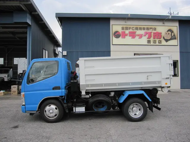 三菱 キャンター KK-FE73CB(2WD)の写真3