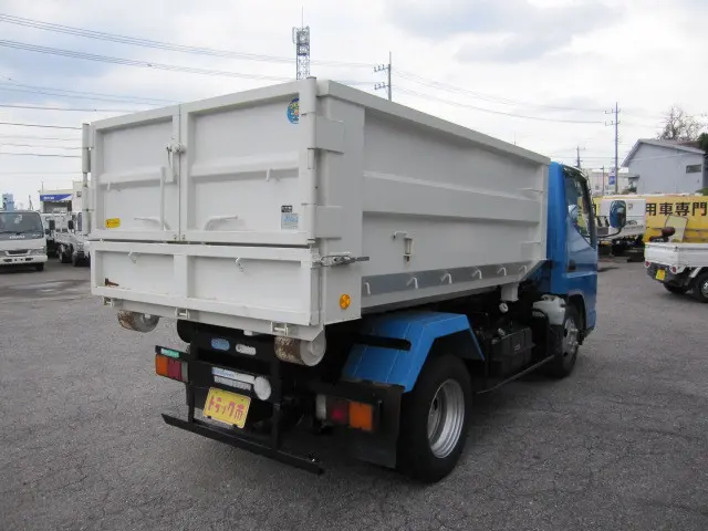 三菱 キャンター KK-FE73CB(2WD)の写真6