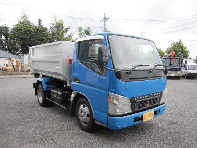 三菱 キャンター KK-FE73CB(2WD)の写真8