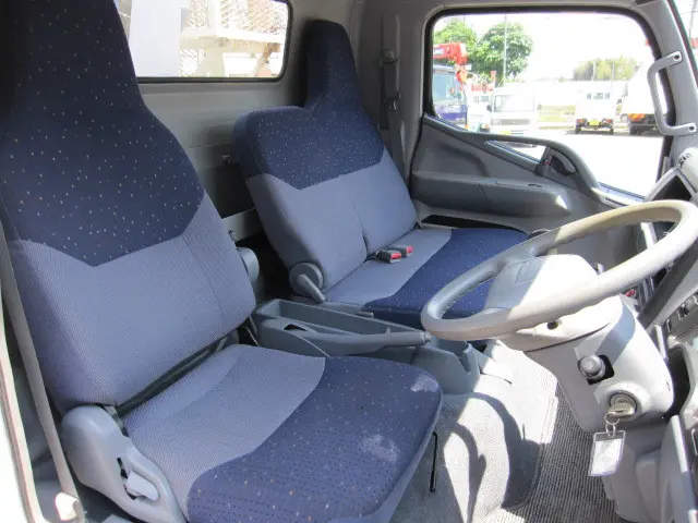 三菱 キャンター PA-FE83DEN(2WD)の写真18