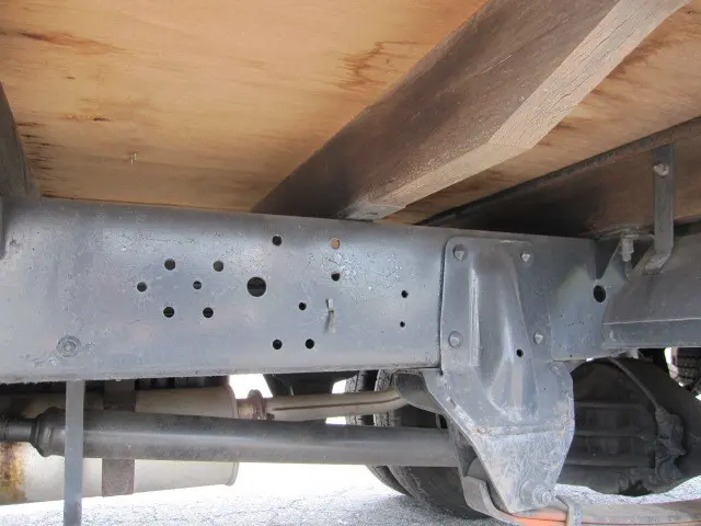 いすゞ エルフ KK-NHR69E(2WD)の写真30