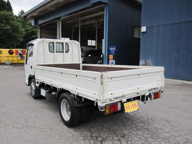 いすゞ エルフ PB-NKR81A(2WD)の写真12