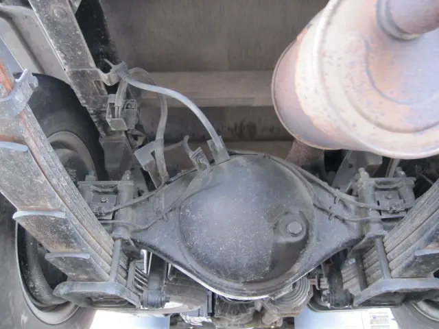 いすゞ エルフ PB-NKR81A(2WD)の写真30