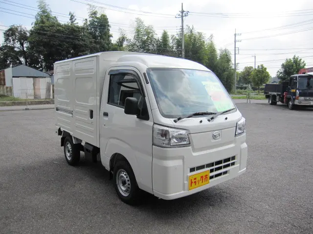 ダイハツ ハイゼットトラック 3BD-S500P(2WD)の写真11