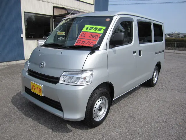 トヨタ タウンエースバン 5BF-S403M(2WD)の写真1