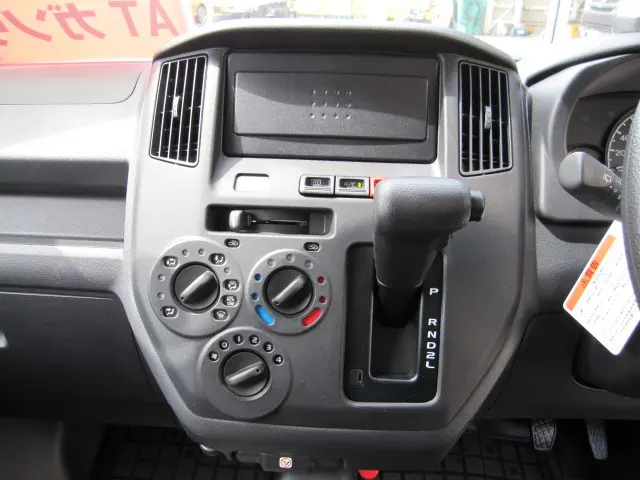 トヨタ タウンエースバン 5BF-S403M(2WD)の写真16
