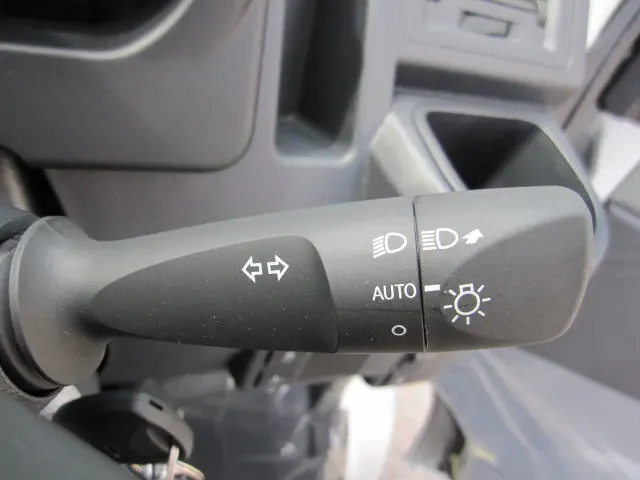 トヨタ タウンエースバン 5BF-S403M(2WD)の写真20