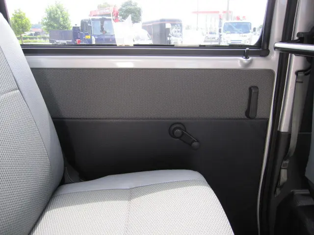 トヨタ タウンエースバン 5BF-S403M(2WD)の写真27