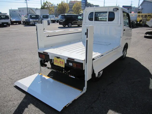 ダイハツ ハイゼットトラック 3BD-S500P(2WD)の写真3