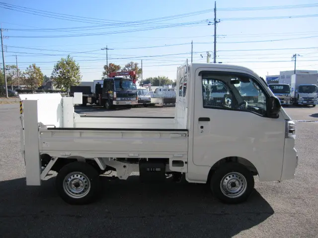 ダイハツ ハイゼットトラック 3BD-S500P(2WD)の写真14