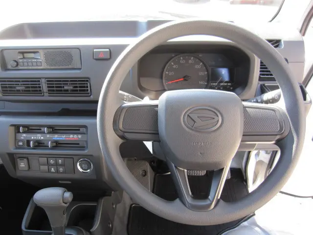 ダイハツ ハイゼットトラック 3BD-S500P(2WD)の写真17