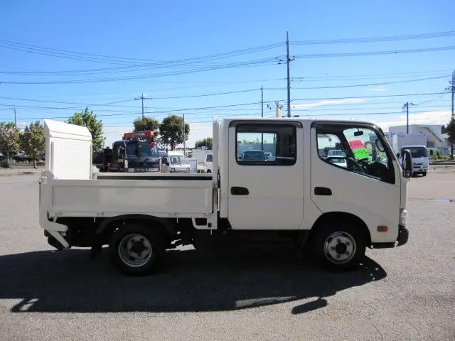 日野 デュトロ TPG-XZU605M(2WD)の写真10