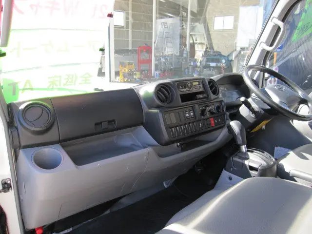日野 デュトロ TPG-XZU605M(2WD)の写真18