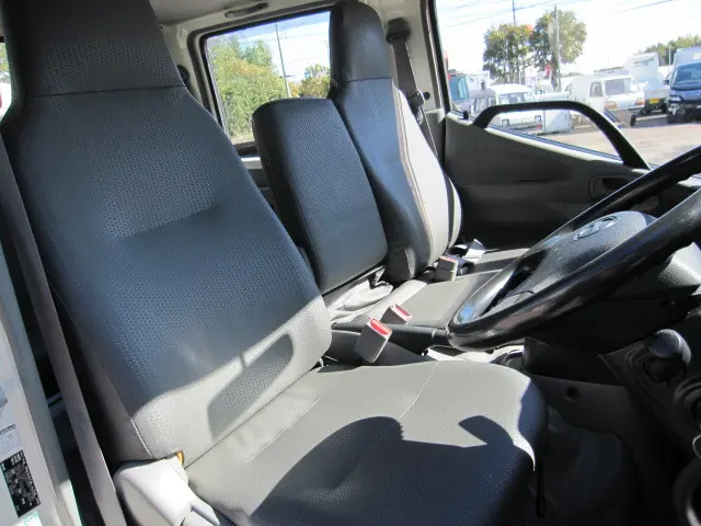 日野 デュトロ TPG-XZU605M(2WD)の写真20