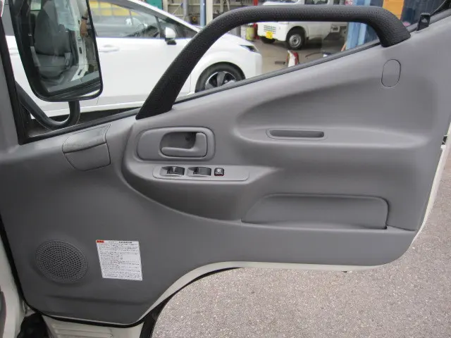 日野 デュトロ TKG-XZU600M(2WD)の写真23