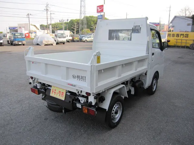 ダイハツ ハイゼットトラック 3BD-S510P(4WD)の写真2