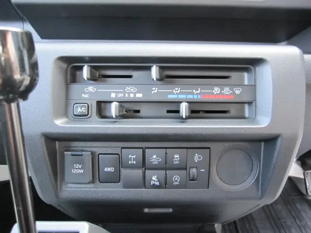 ダイハツ ハイゼットトラック 3BD-S510P(4WD)の写真12