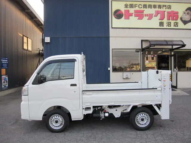 ダイハツ ハイゼットトラック 3BD-S500P(2WD)の写真5