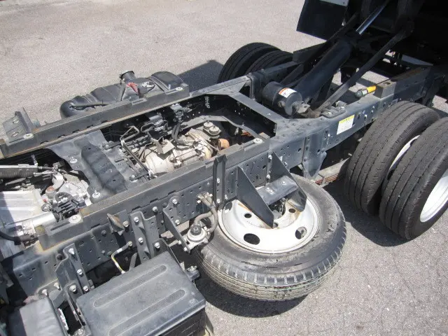 いすゞ エルフ TPG-NJR85AD(2WD)の写真31