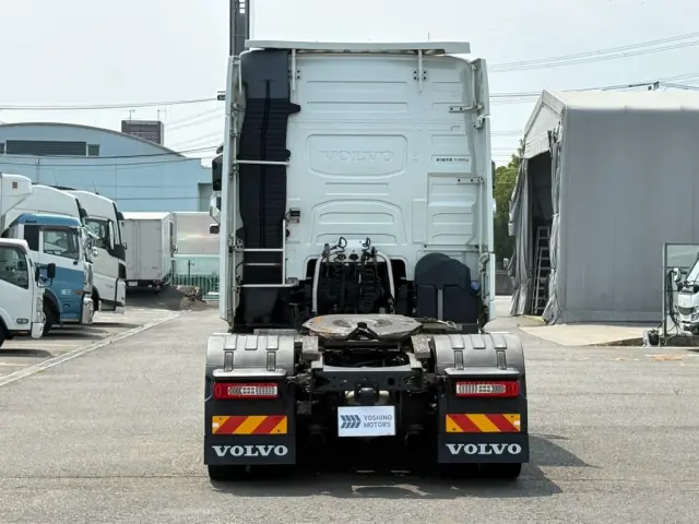 ボルボ FM トラクター 2DG-KA2TDA1(2WD)の写真13