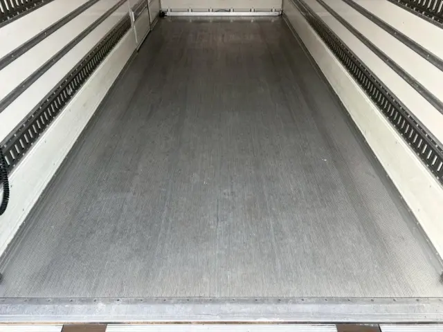 トヨタ ダイナ TKG-XZU722(その他)の写真8