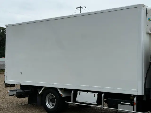 トヨタ ダイナ TKG-XZU722(その他)の写真5