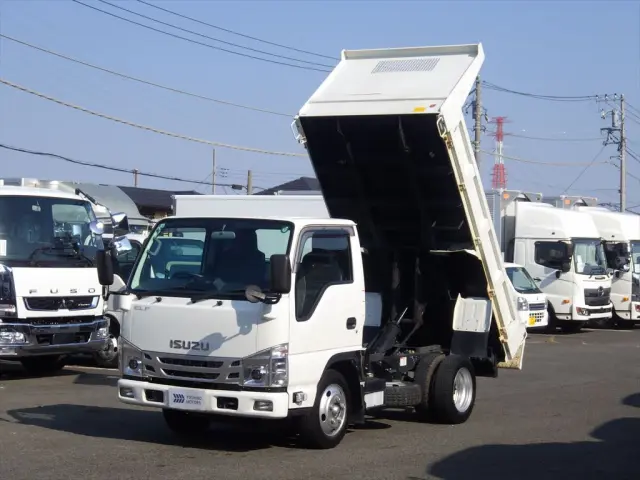 いすゞ エルフ 2RG-NJR88ANの写真1