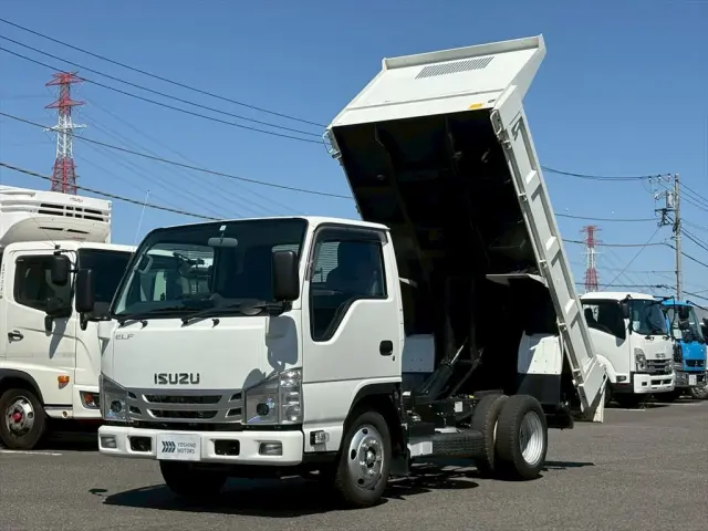 いすゞ エルフ 2RG-NKR88ADの写真1