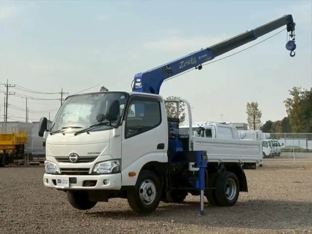 日野 デュトロ TPG-XZU605Mの写真1