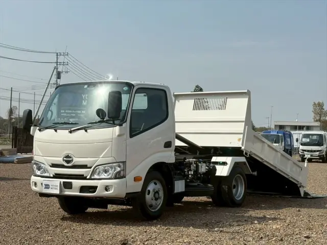 日野 デュトロ 2RG-XZU600Tの写真1