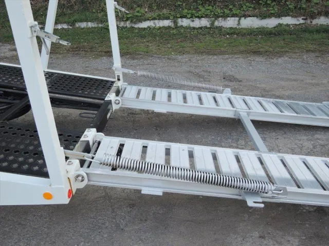 三菱 キャンター 2PG-FEB80(2WD)の写真13