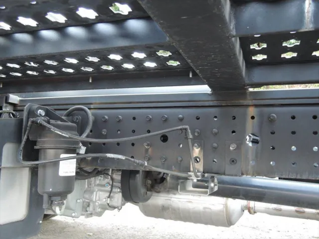 三菱 キャンター 2PG-FEB80(2WD)の写真15