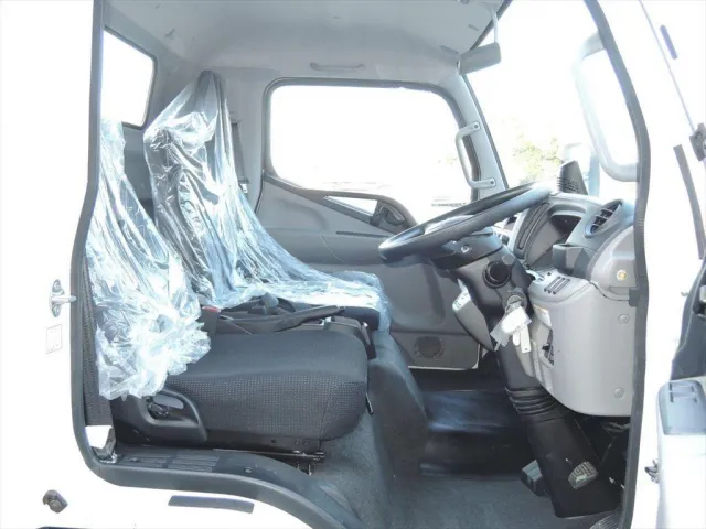 三菱 キャンター 2PG-FEB80(2WD)の写真21