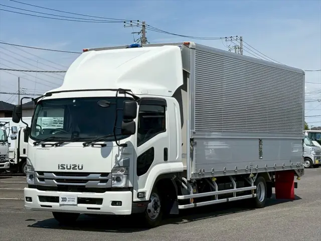 いすゞ フォワード 2RG-FRR90T2の写真1