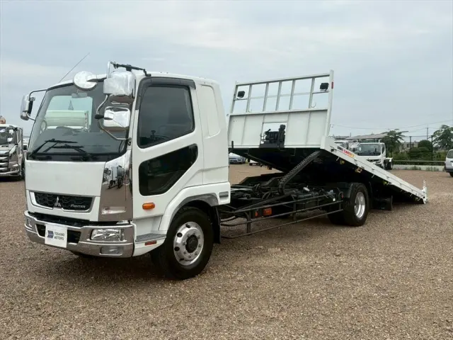 三菱 ファイター 2KG-FK62FZの写真1