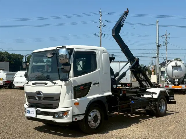 日野 レンジャー 2PG-FE2ABAの写真1