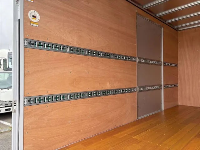 日野 デュトロ 2KG-XZU712M(2WD)の写真9