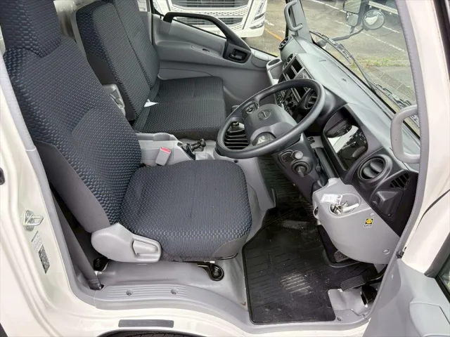 日野 デュトロ 2KG-XZU712M(2WD)の写真21