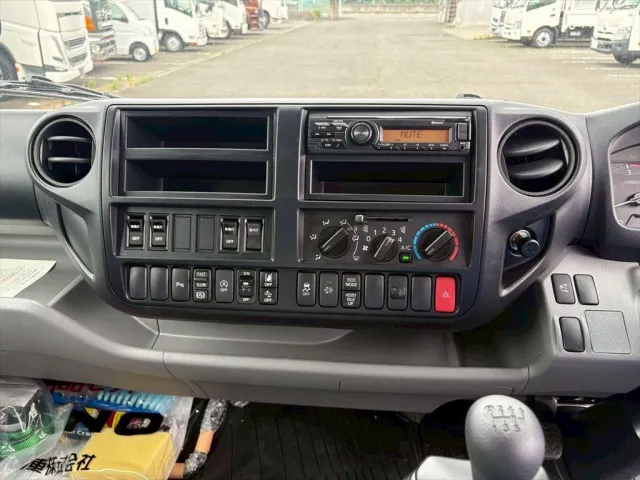 日野 デュトロ 2KG-XZU712M(2WD)の写真22