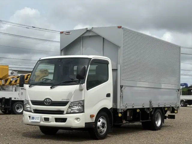 トヨタ ダイナ TPG-XZU712の写真1