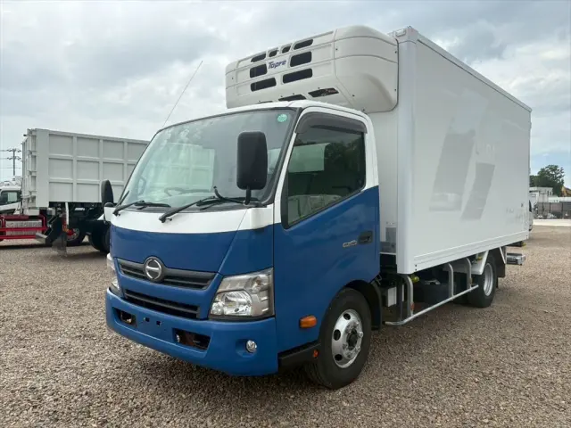 日野 デュトロ TKG-XZU710Mの写真1