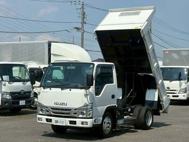 いすゞ エルフ 2RG-NKR88ADの写真1