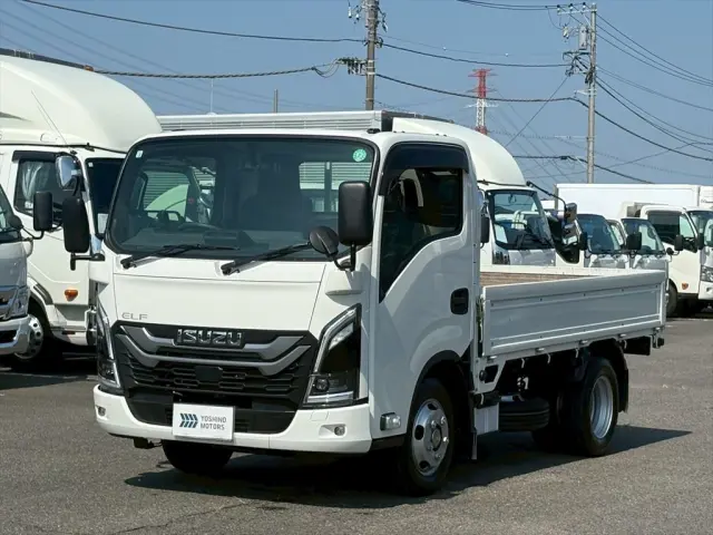 いすゞ エルフ 2TG-NJR88AFの写真1