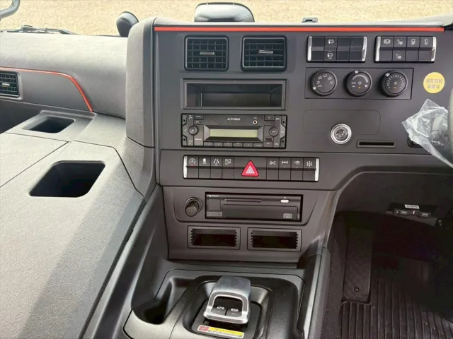 三菱 スーパーグレート 2RG-FP84VER(2WD)の写真22