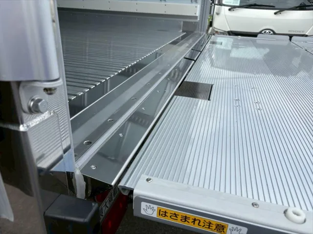 日野 レンジャー 2KG-FD2ABG(2WD)の写真13