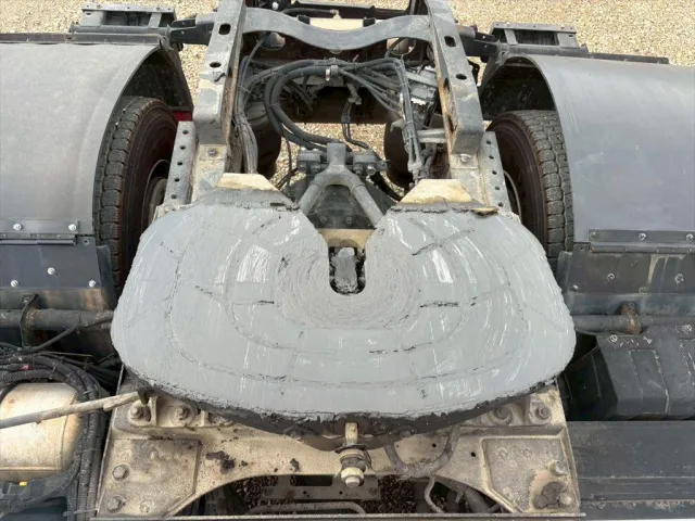 日野 プロフィア BDG-SH1EDXG(2WD)の写真9