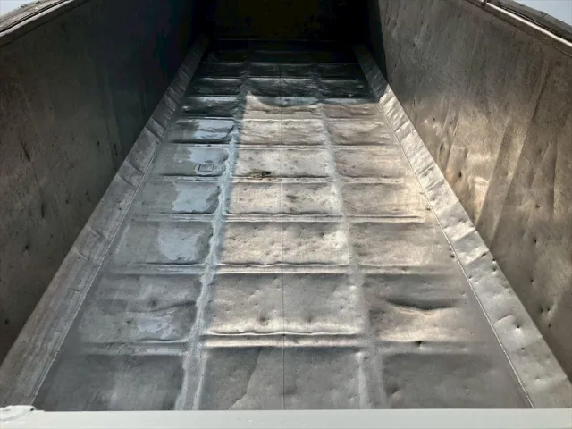 日野 プロフィア QKG-FR1APBA(6x2)の写真8