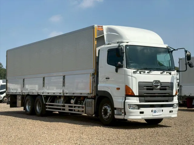 日野 プロフィア QPG-FR1EXEG(6x2)の写真2