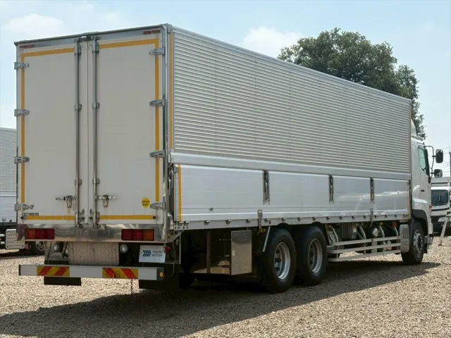 日野 プロフィア QPG-FR1EXEG(6x2)の写真4